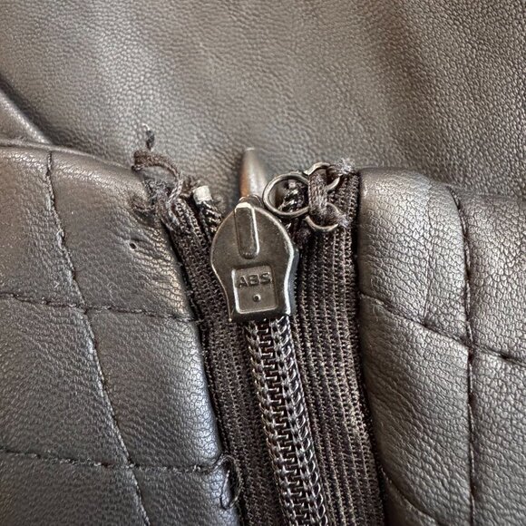 Torrid Black Coated Studio Luxe Ponte Faux Leather Skater Mini Skirt Size 14 - Picture 5 of 8